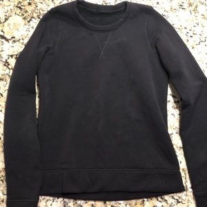 Lululemon size 2 black sweat shirt